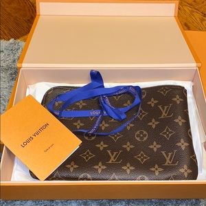 LOUIS VUITTON ETUI Voyage PM